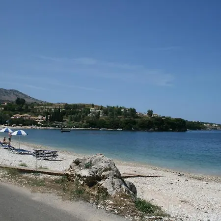 Emily'S Apartments Kassiopi Esterno foto